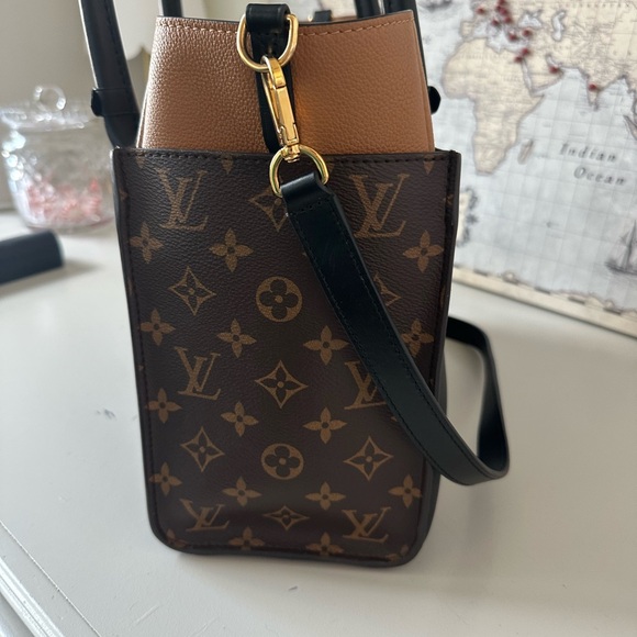 Louis Vuitton tote monogram and leather - Picture 3 of 9
